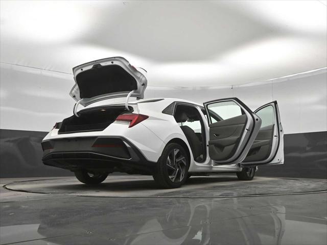 2025 Hyundai Elantra Hybrid SEL Sport