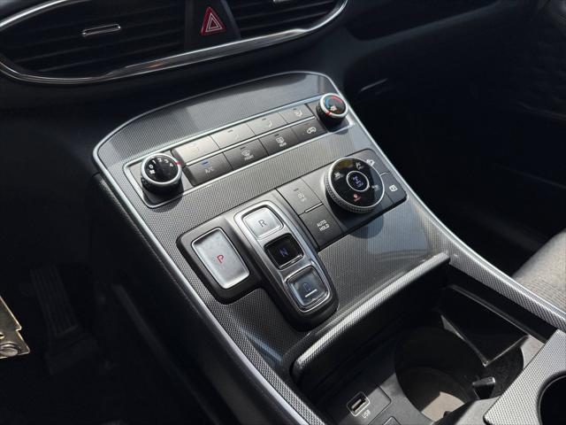 2023 Hyundai Santa Fe SE