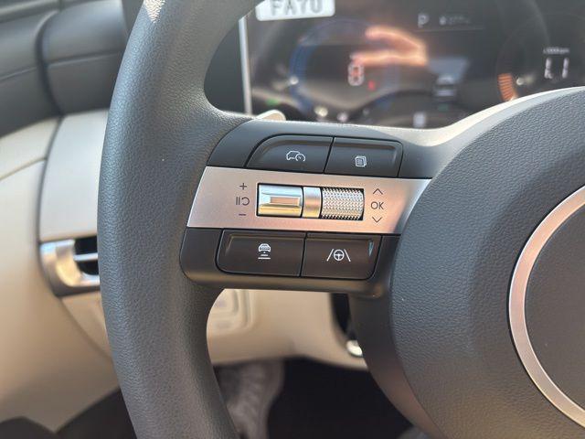 2026 Hyundai Tucson Hybrid SEL