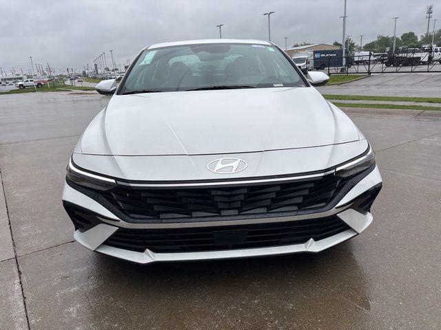 2026 Hyundai Elantra Hybrid Limited