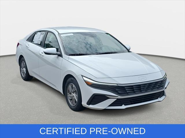 2025 Hyundai Elantra SE