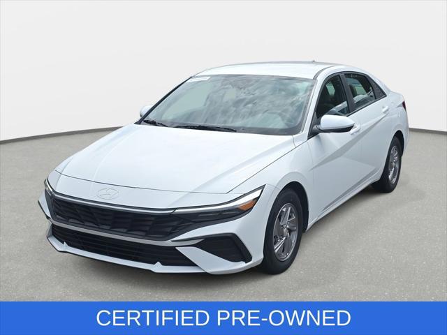 2025 Hyundai Elantra SE