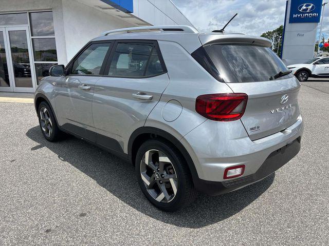 2023 Hyundai Venue SEL