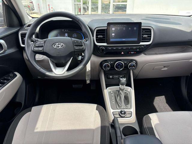 2023 Hyundai Venue SEL
