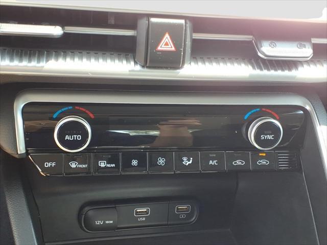 2023 Kia K5 LXS