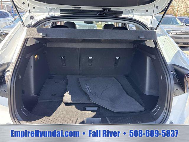2025 Chevrolet Trax FWD LT