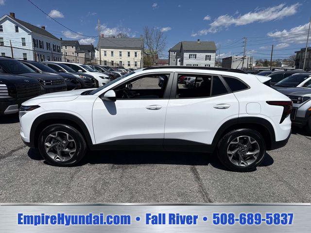 2025 Chevrolet Trax FWD LT