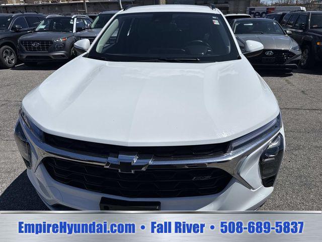 2025 Chevrolet Trax FWD LT