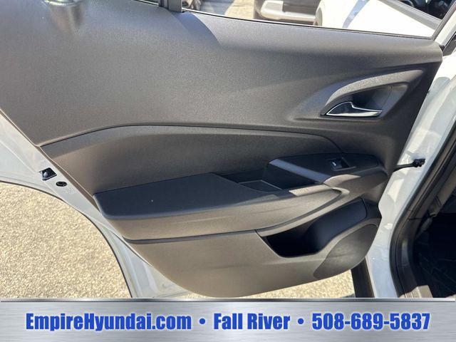 2025 Chevrolet Trax FWD LT