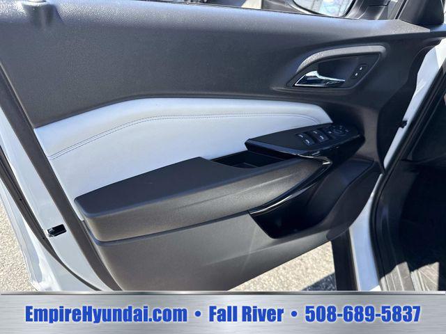2025 Chevrolet Trax FWD LT