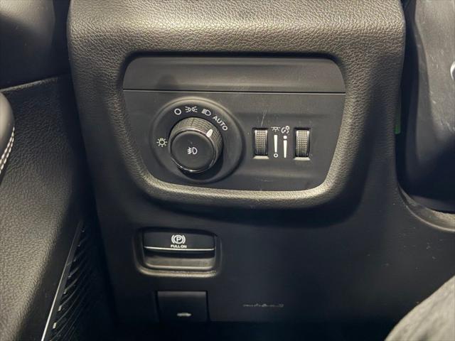 2022 Jeep Grand Cherokee Overland 4x4