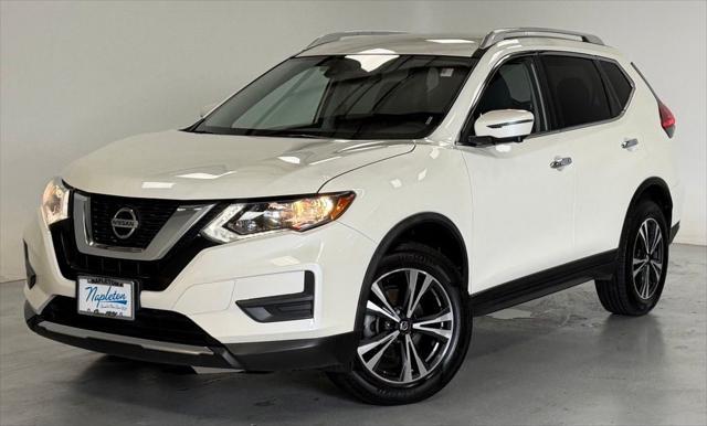 2019 Nissan Rogue SV for sale in AURORA, IL