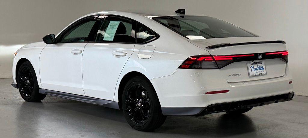2025 Honda Accord Sedan SE