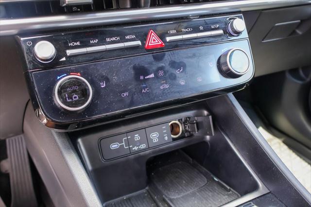 2025 Hyundai Santa Cruz SEL Activity
