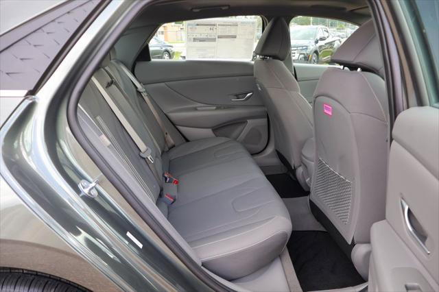 2026 Hyundai Elantra SEL Sport Premium