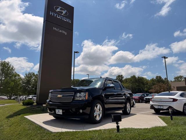 2010 Chevrolet Avalanche LTZ for sale in BLUE SPRINGS, MO