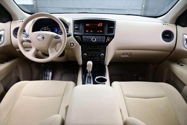 2015 Nissan Pathfinder S