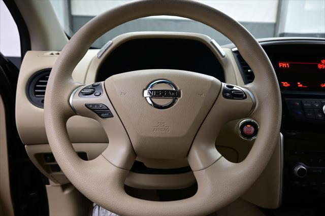 2015 Nissan Pathfinder S