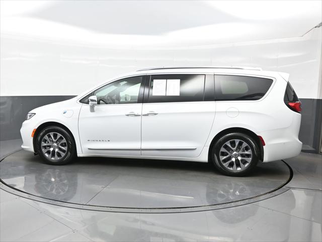 2022 Chrysler Pacifica Hybrid Pinnacle