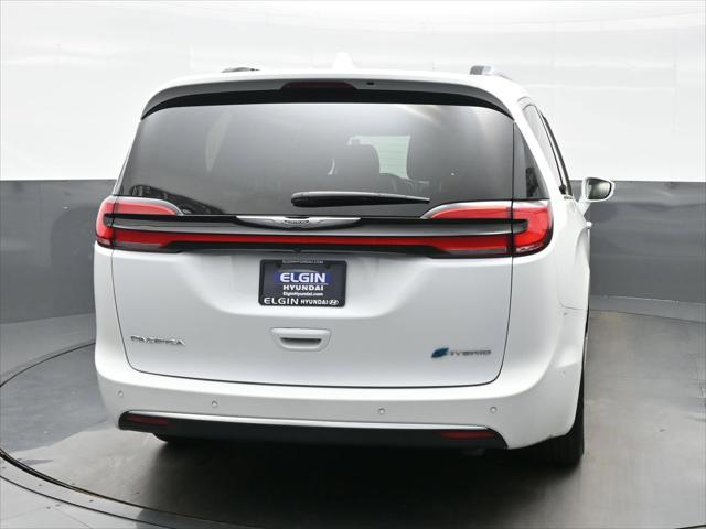 2022 Chrysler Pacifica Hybrid Pinnacle