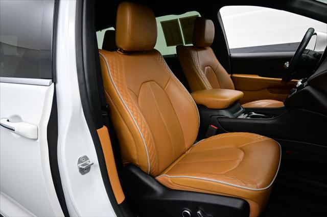 2022 Chrysler Pacifica Hybrid Pinnacle
