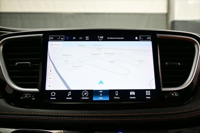 2022 Chrysler Pacifica Hybrid Pinnacle