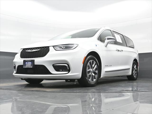 2022 Chrysler Pacifica Hybrid Pinnacle