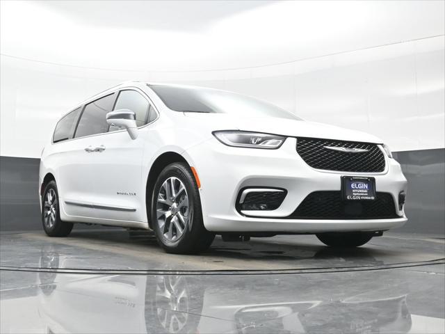 2022 Chrysler Pacifica Hybrid Pinnacle
