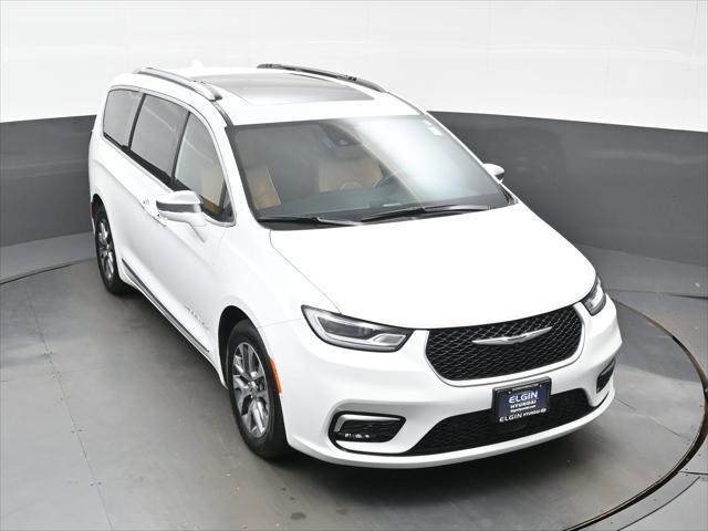 2022 Chrysler Pacifica Hybrid Pinnacle