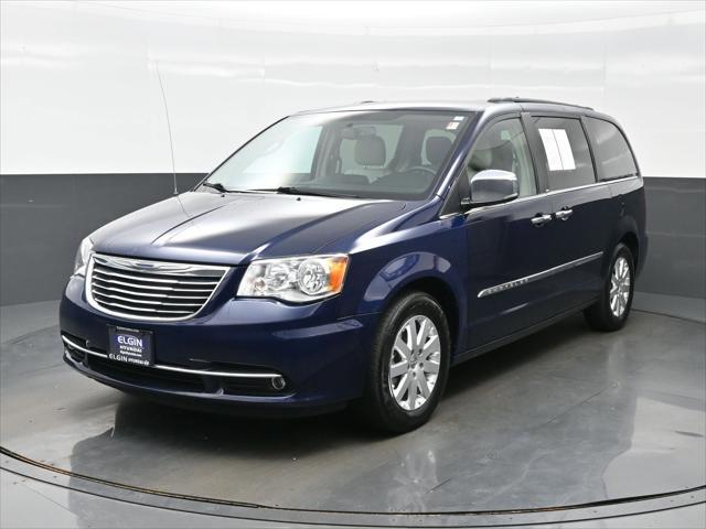 2012 Chrysler Town & Country Touring-L for sale in BARTLETT, IL