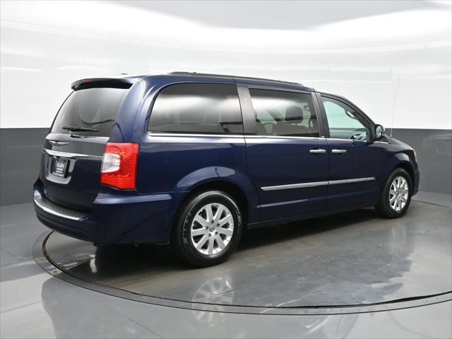 2012 Chrysler Town & Country Touring-L