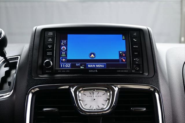 2012 Chrysler Town & Country Touring-L