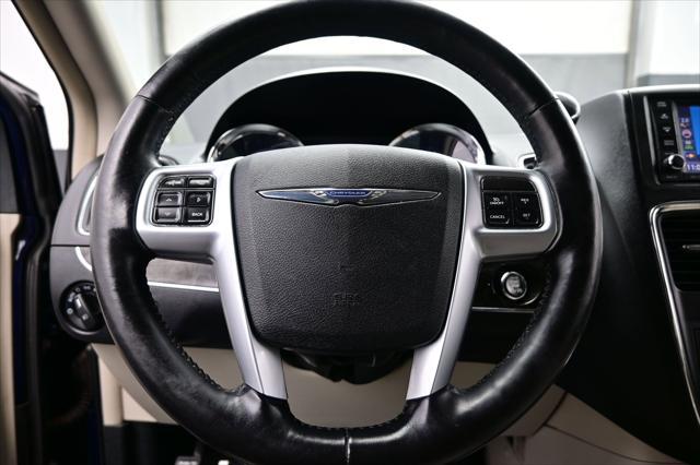 2012 Chrysler Town & Country Touring-L