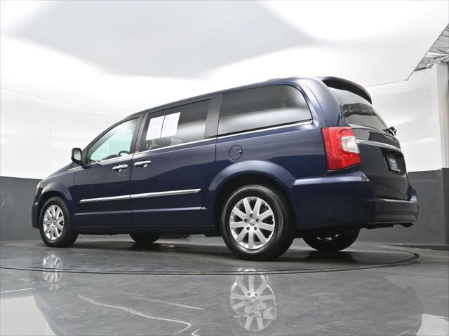 2012 Chrysler Town & Country Touring-L