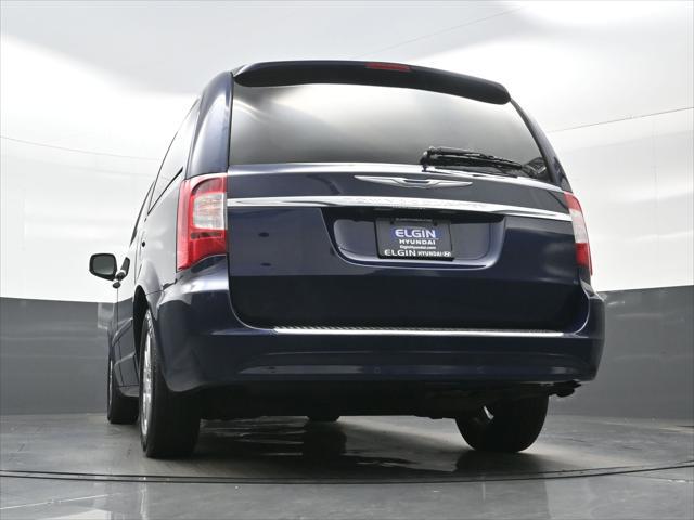 2012 Chrysler Town & Country Touring-L