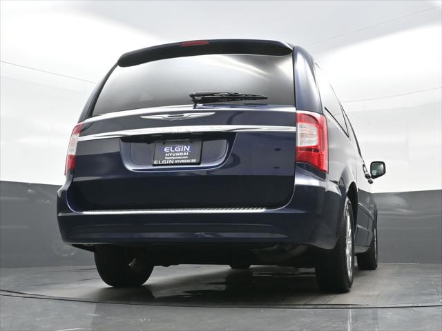 2012 Chrysler Town & Country Touring-L