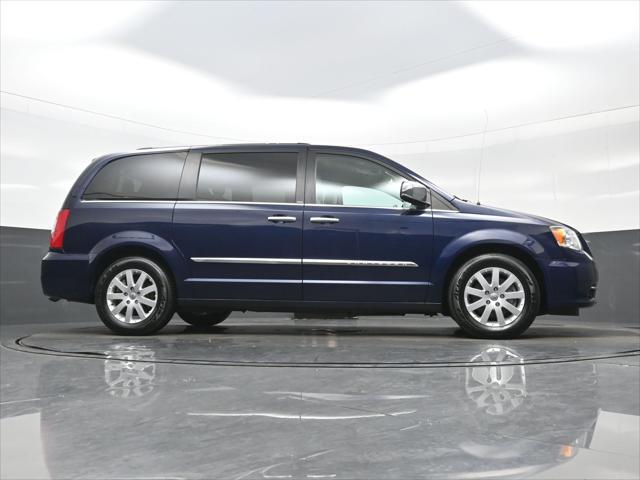 2012 Chrysler Town & Country Touring-L