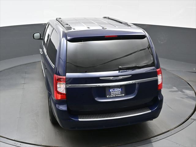 2012 Chrysler Town & Country Touring-L