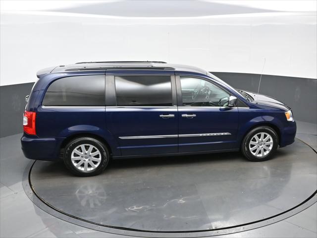 2012 Chrysler Town & Country Touring-L