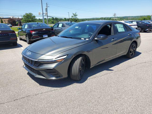 2026 Hyundai Elantra Hybrid SEL Sport