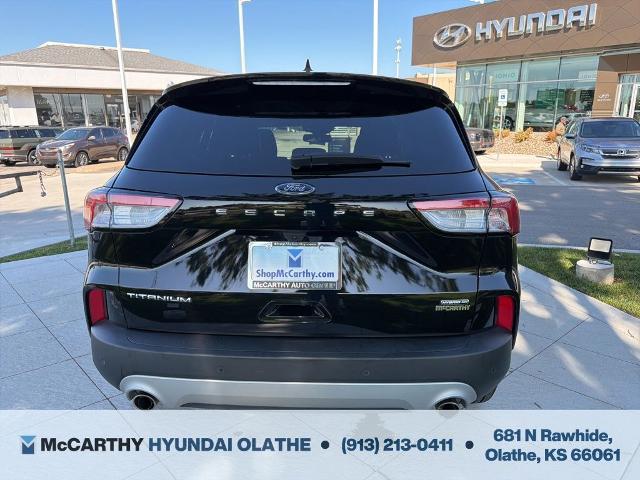 2020 Ford Escape Titanium Hybrid