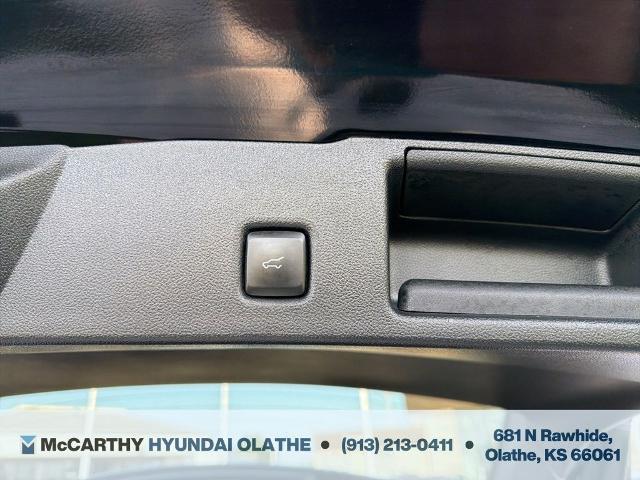 2020 Ford Escape Titanium Hybrid