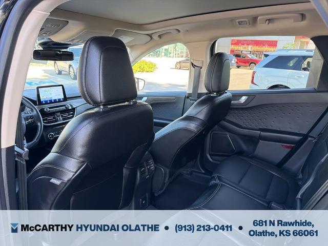 2020 Ford Escape Titanium Hybrid