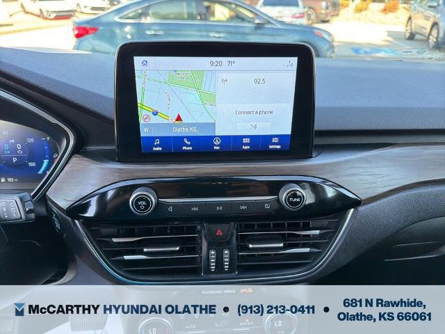 2020 Ford Escape Titanium Hybrid