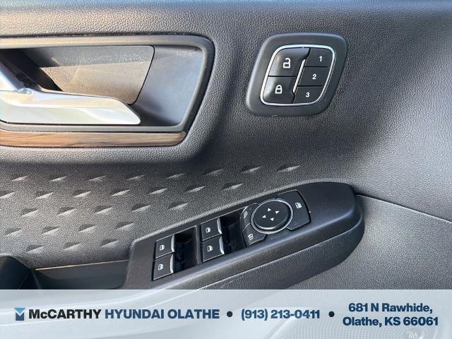 2020 Ford Escape Titanium Hybrid