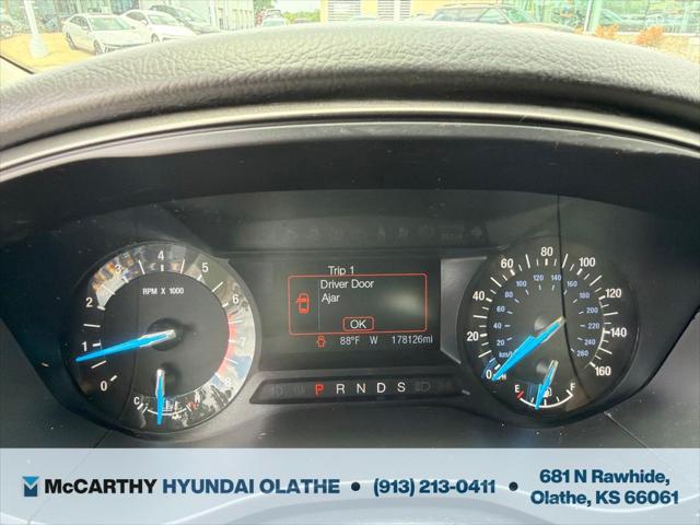 2017 Ford Fusion SE