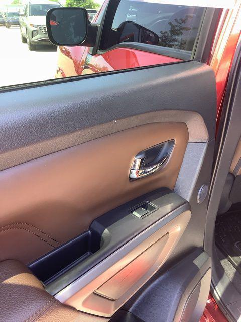 2021 Nissan Titan Crew Cab Platinum Reserve 4x4
