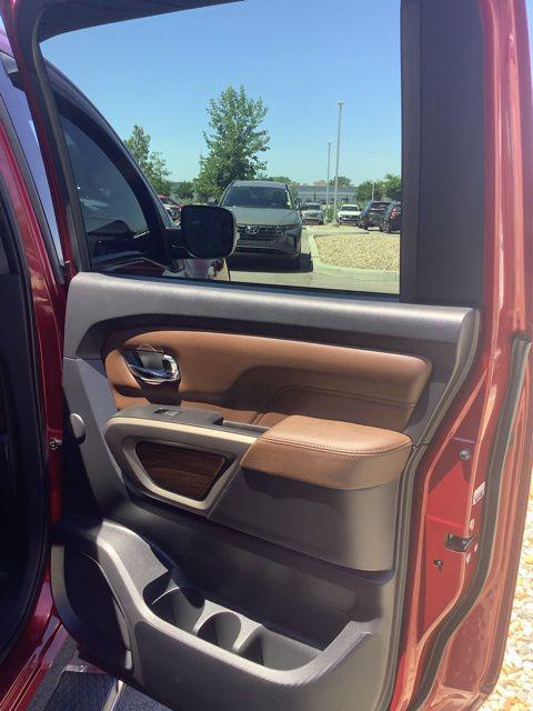 2021 Nissan Titan Crew Cab Platinum Reserve 4x4