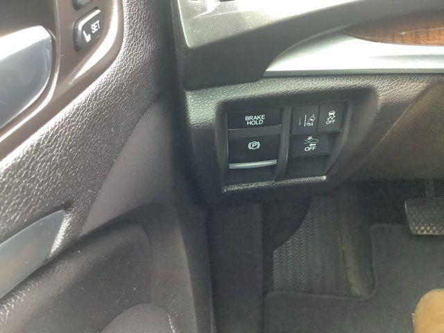 2017 Acura MDX w/Technology Package