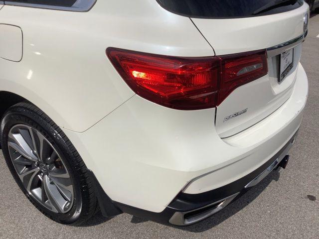 2017 Acura MDX w/Technology Package